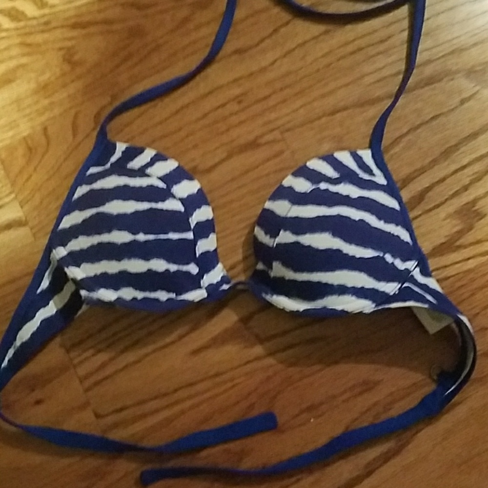 Hollister push up bathing suit top